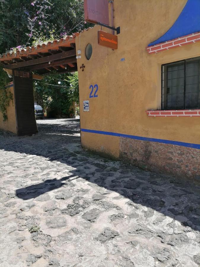 Posada Bugambilias 迪坡斯特兰 外观 照片